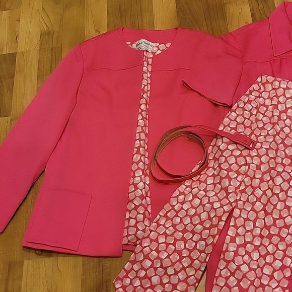 Town & Country Coronado, CA Hot Pink Dress Blazer Suit Set Belted Scarf 2-PC S - Picture 5 of 12